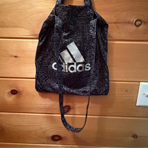 Adidas hands free golf tote. NWT - Picture 4 of 11